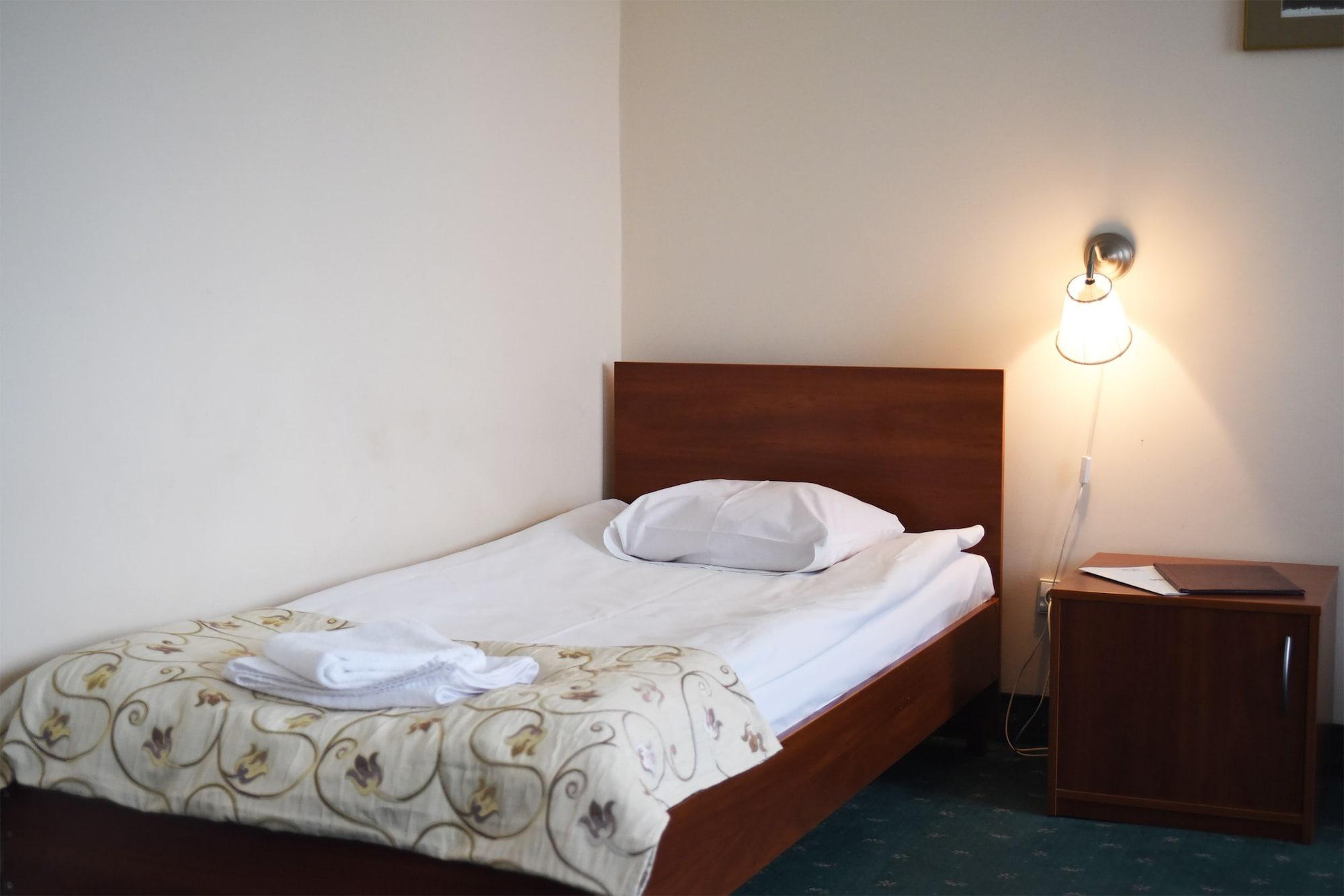 Parkhotel Economic Wielka Wies  Exteriér fotografie